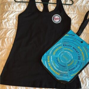 Minnesota Twins, Lululemon Cool Razorback tank limited edition size 8